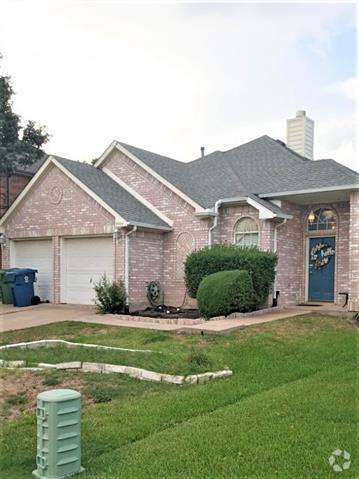 Building Photo - 3004 Black Walnut Dr Rental