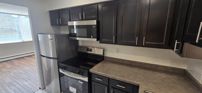 3575 Oakland Shorewood WI LLC