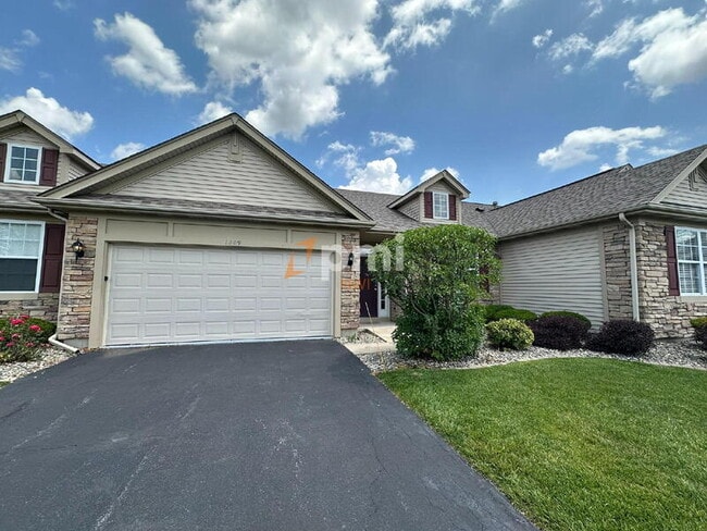 Photo - 1209 Lily Ln Townhome