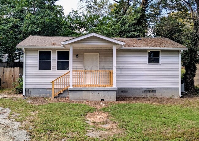 Building Photo - 1705 Evelyn Ave