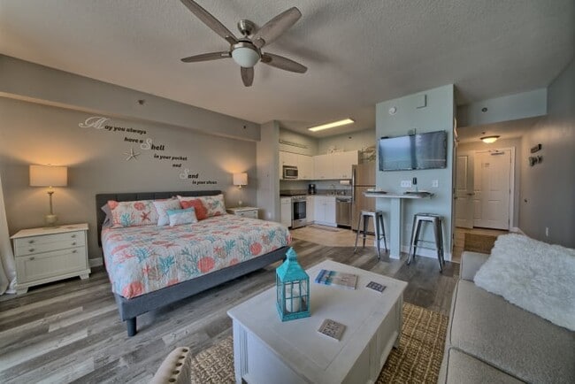 9900 S Thomas Dr Unit 2005 shores