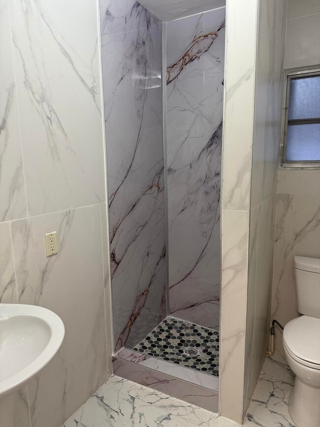 Photo - 415 SW 8th St