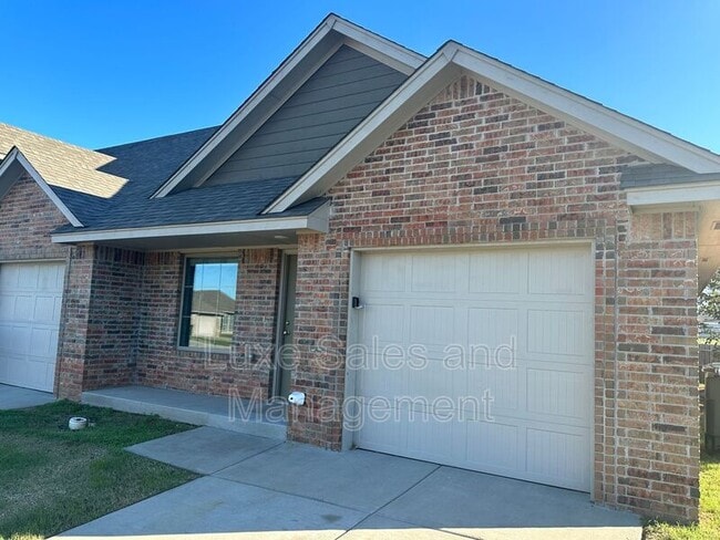 Photo - 4600 Loch Ln