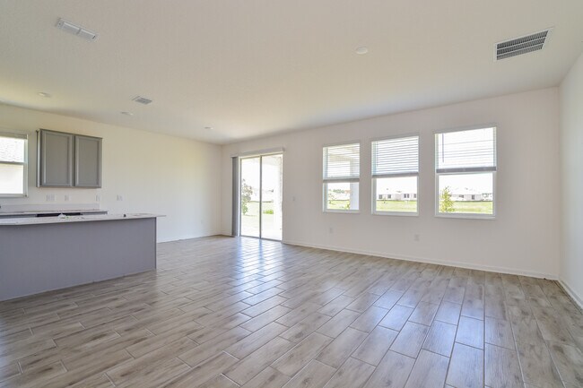 Photo - 33533 Sky Blossom Cir, Leesburg, FL