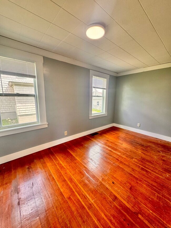 Photo - 30 Central St Unit 1