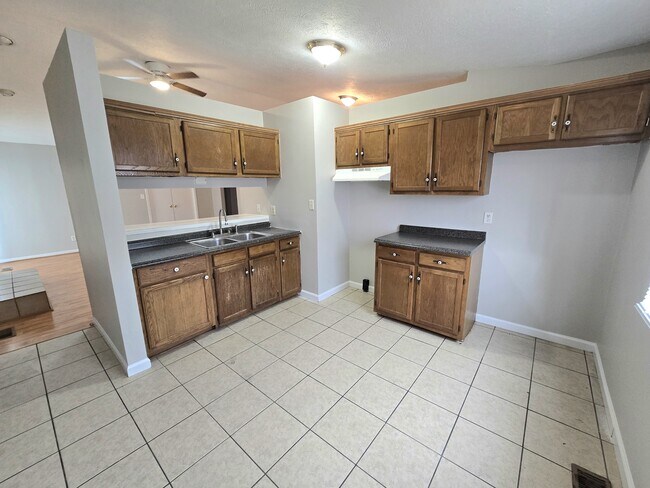 Photo - 5153 La Fleur Way