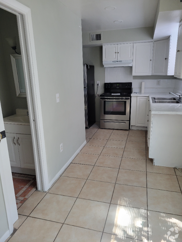 Building Photo - 14102 Village Terrace Dr Rental