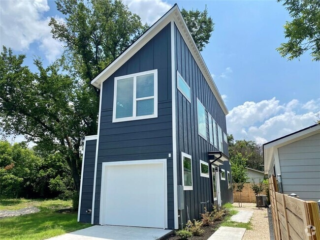 Building Photo - 2500 Sweeney Ln Rental