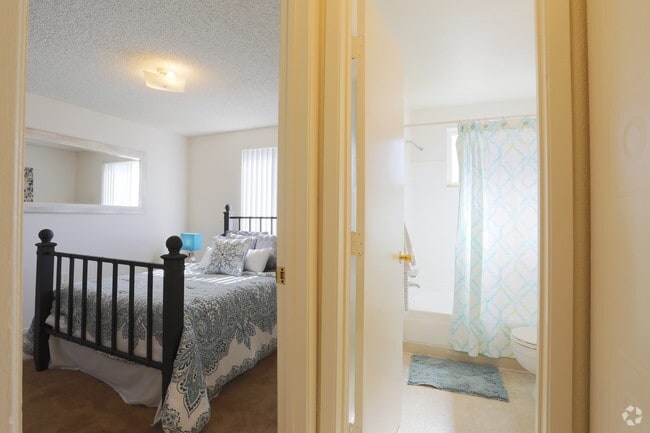 1BR. 1BA - Arbor