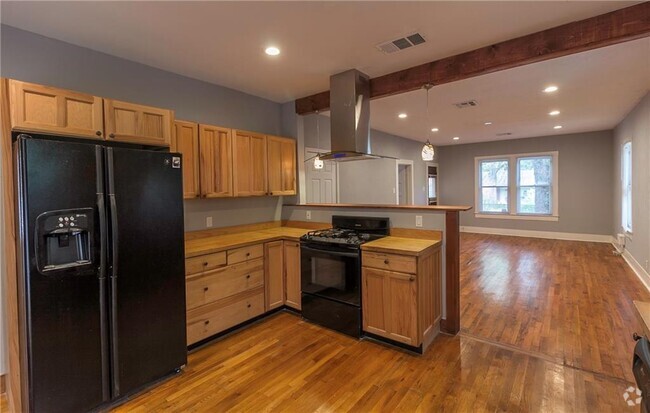 Building Photo - 4517 Avenue F Rental