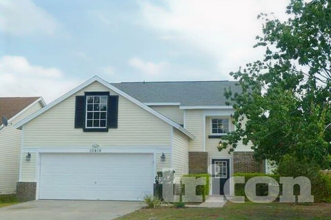 Building Photo - 10418 Glassborough Dr
