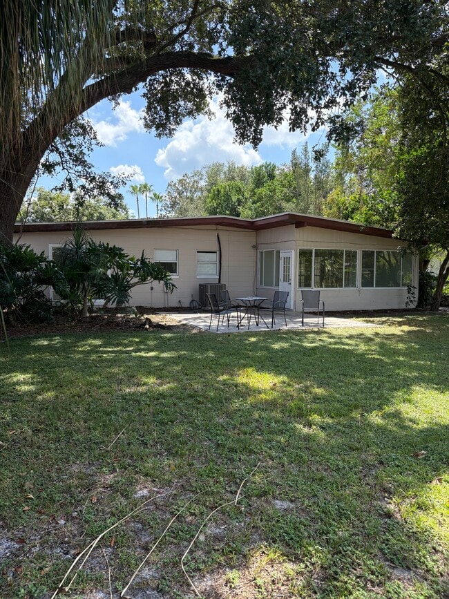 Photo - 1200 Tanager Dr