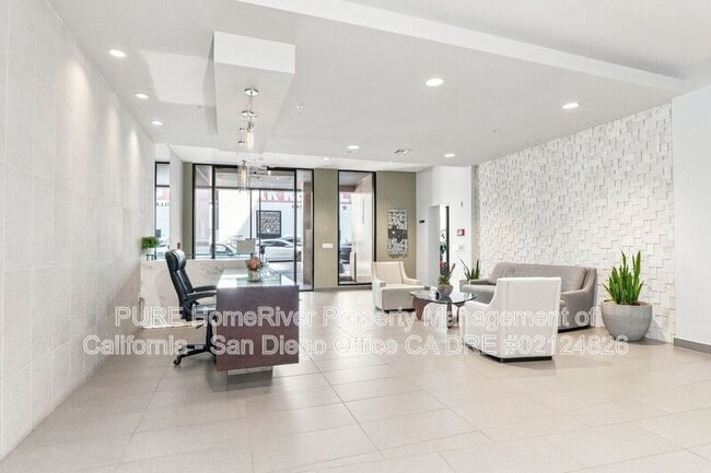 875 G St
