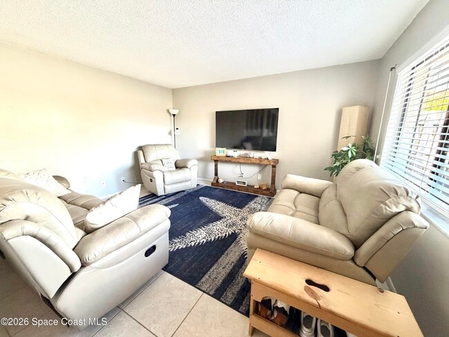 3252 Sand Ct