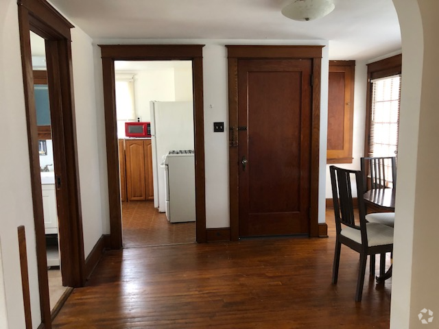 Building Photo - 99 Allen St Rental
