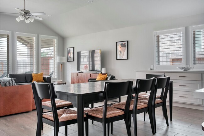 Photo - 30142 Gold Finch Pl
