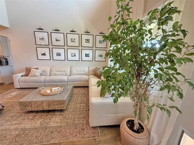 Photo - 148 Callado Cir