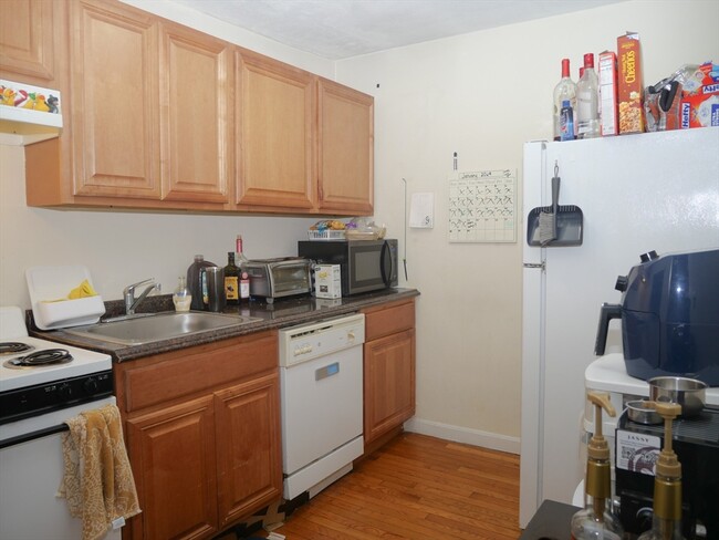 Photo - 1027 Commonwealth Ave Apartment Unit 31