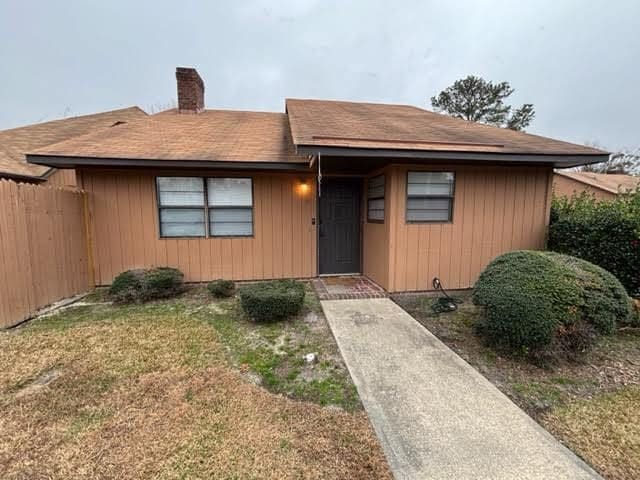 Photo - 200 Rollins Dr