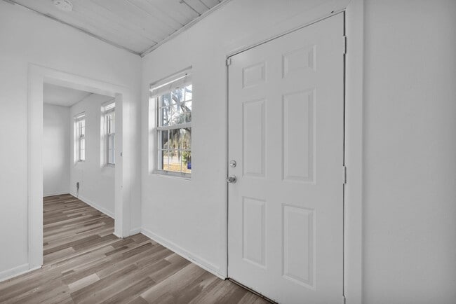 Photo - Stunning 3-Bedroom, 2-Bath Home in Desirable Mandarin Neighborhood!