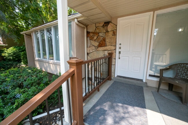 Photo - 4968 S Spring Run Dr