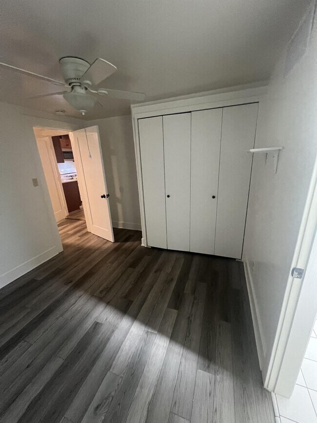 Photo - 1023 E Meadowbrook Ave