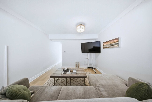 Photo - 803 Hyde Rd Unit SI ID1532596P