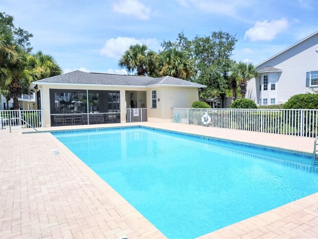 Photo - Annual Furnished - Attractive 2 Bedroom 2 Bathroom Plus a Den Condo with 2nd floor Reserve View! Unit 203