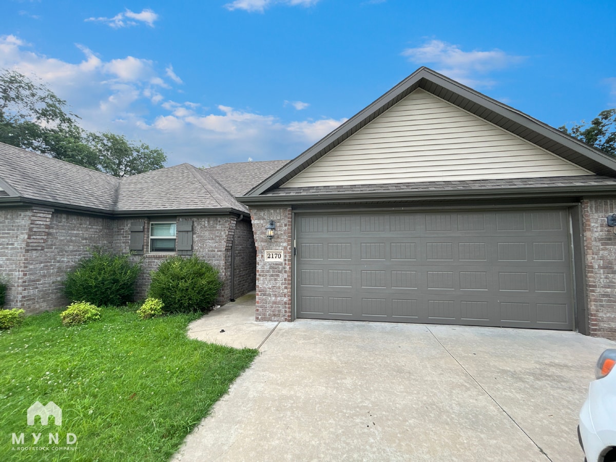 Photo - 2170 Hunter Dr House