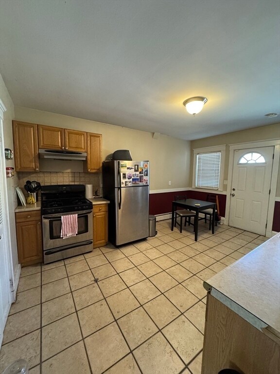 Photo - 31 Weston St Unit 2