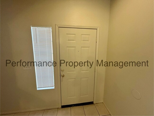 Photo - Stunning 4 Bed/3 Bath Condo in Silver Cree...