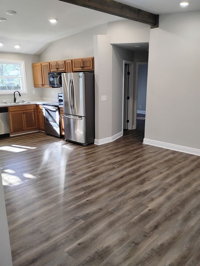 Photo - Spacious. Stylish. Short-Term Lease Perfection