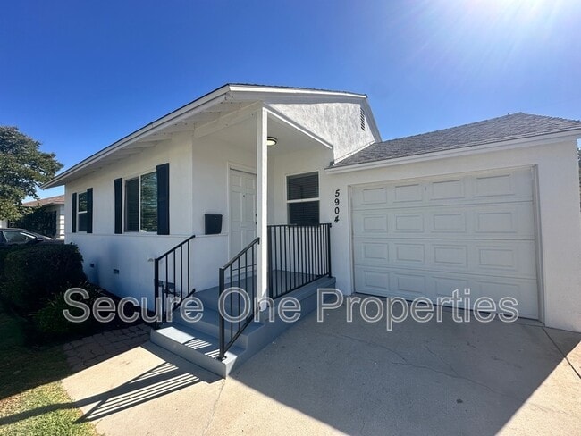 Building Photo - 5904 Jamieson Ave Rental