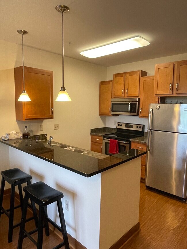 Photo - 1917 Monroe St