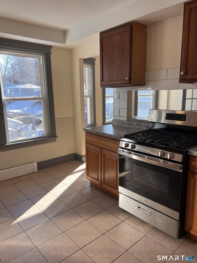 Photo - 337 Wilson St Unit 2nd Fl