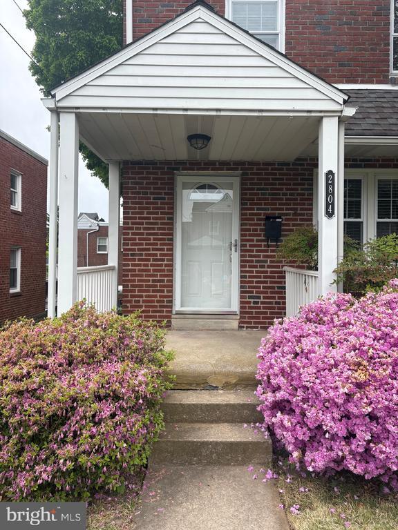 Photo - 2804 Belmont Ave