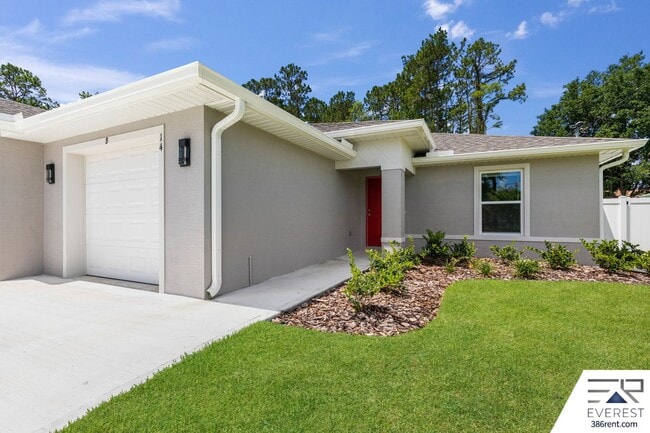 Photo - Brand New, fully fenced on a quiet cul-de-sac