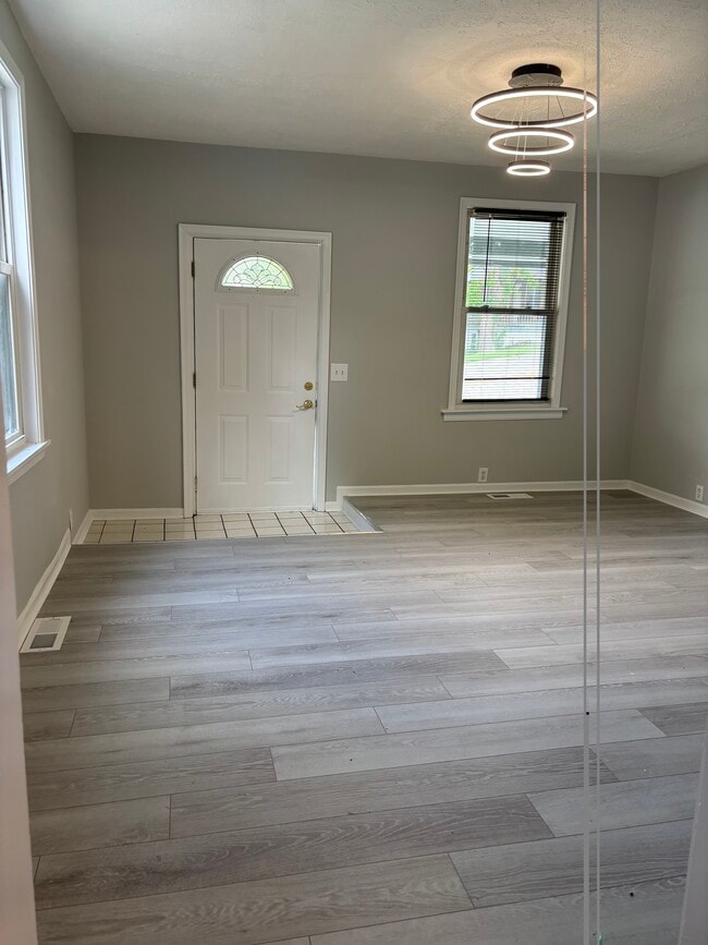 Photo - 205 E Columbia Ave Unit 205
