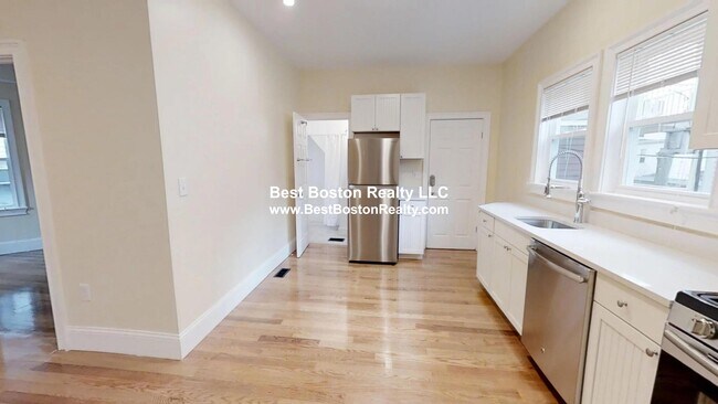 Photo - 8 Claremon St Unit 1