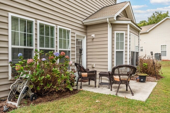 Photo - Beautiful Home in Lochside Neighborhood