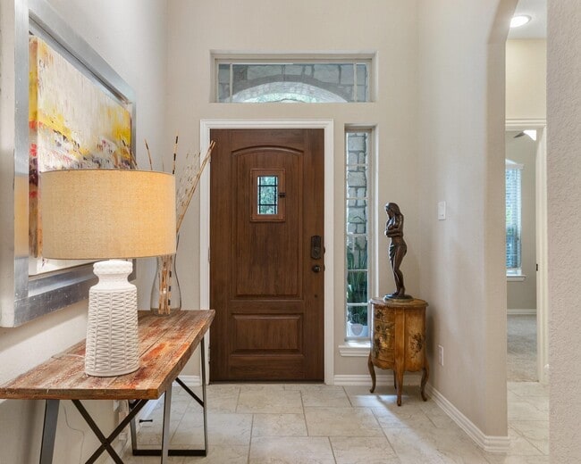 Photo - 126 S Sawbridge Cir