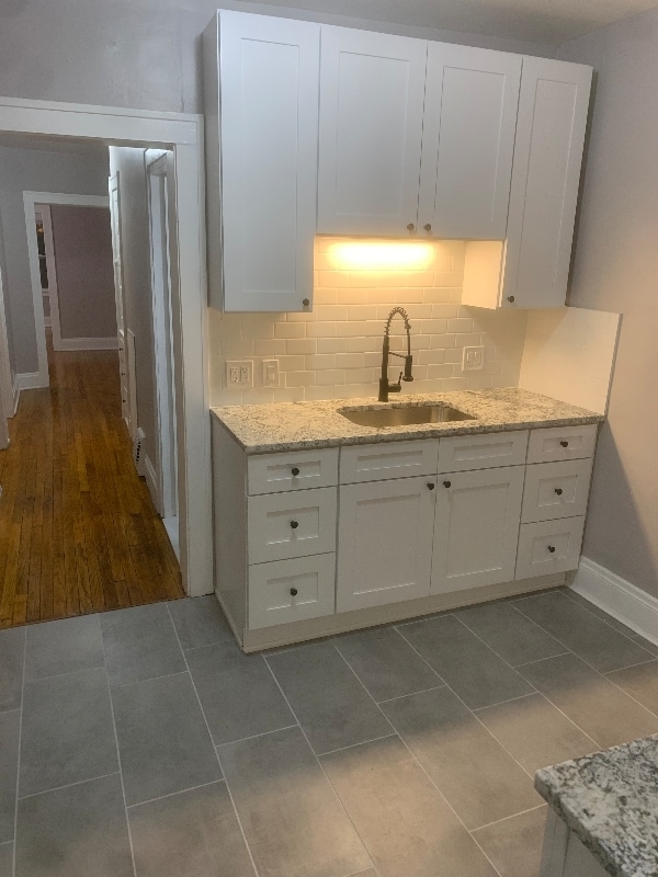 Photo - 1871 W 65th St Apartamento Unidad 3