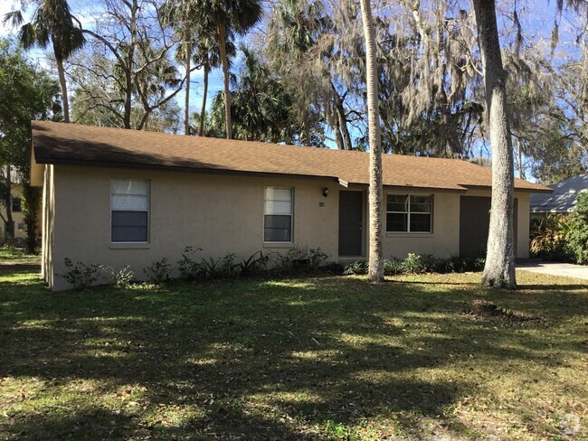 Building Photo - ~3/2 Desoto Ave~Ponce De Leon Springs~Tree... Rental