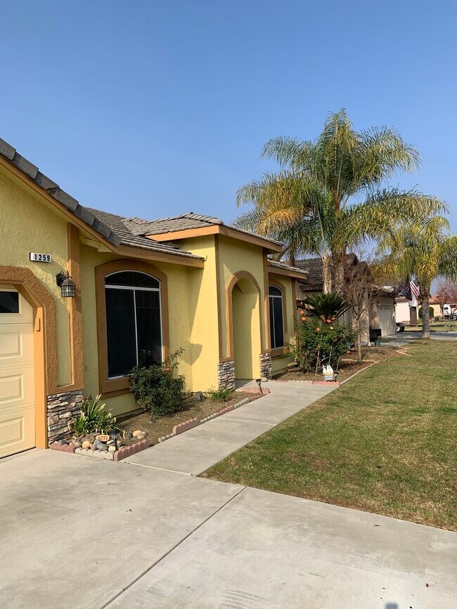 Photo - 1259 Mission Dr