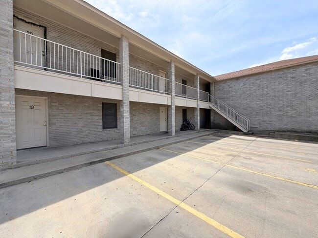 Photo - 513 Shiloh Dr Unidad Apartment 20