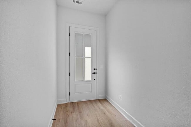 Photo - 1810 Peacock Rd