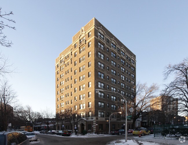 The Bostonian - The Bostonian Apartments