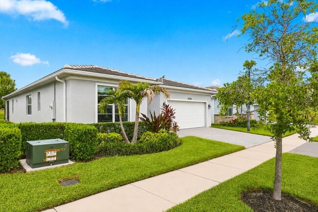 Photo - 11724 SW Aquila Wy