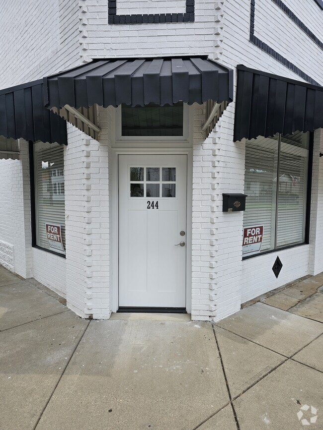 Building Photo - 244 W Vine St Unit 244 west vine st Rental