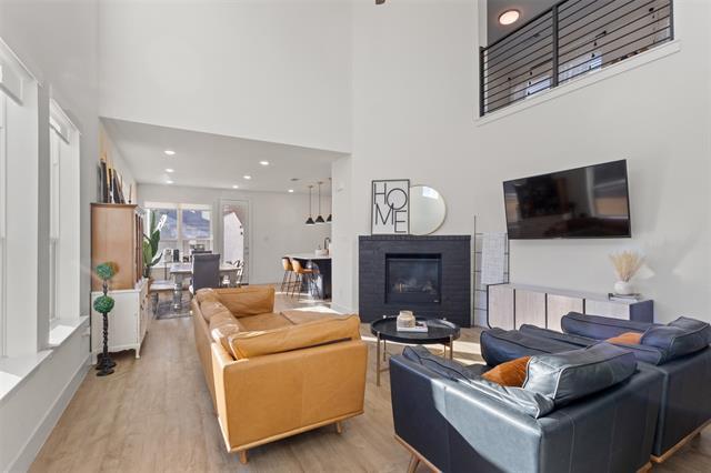 Photo - 12301 Penson St